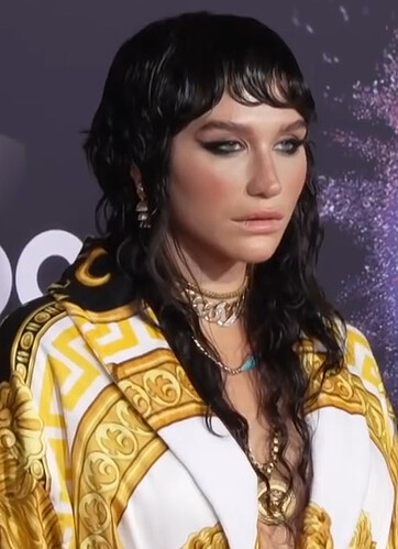 Kesha_AMAs_2019_(cropped)