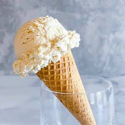 Vanilla-Ice-Cream-cone-glass-sq
