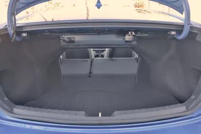 2017-hyundai-elantra-review